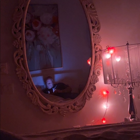 Meet your Posher, Julia - Picture 1 of 1